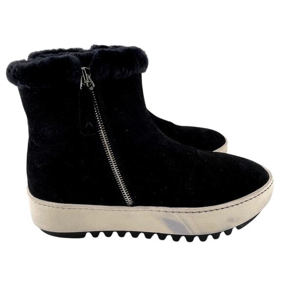 NWOB Aquatalia Alison Black Suede Zipper Bootie Boot Size 9.5M - Picture 3 of 7